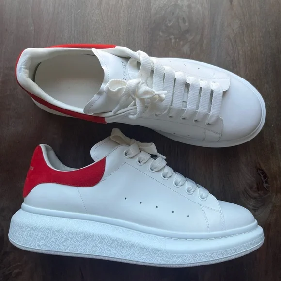 Alexander Mcqueen